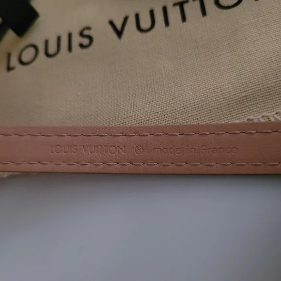 Authentic Louis Vuitton Vernis Belt Style Bracelet In Like New Condition! - Picture 5 of 8